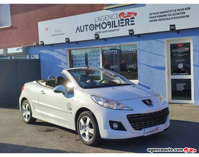 Acquisto Auto Usate, Auto Usate Economiche | Agenzia Automobiliare Peugeot 207 CC 1.6 HDI 110 Série 64 Blanc Anno 2012 Manuelle Diesel