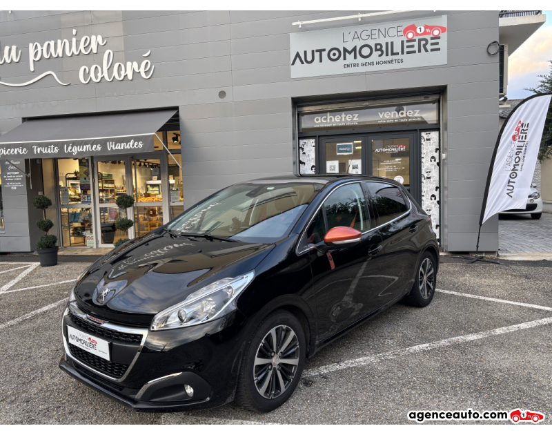 Aankoop Gebruikte Auto, Goedkope Gebruikte Auto | Agence Auto Peugeot 208 1.2 Puretech 110 Roland Garros Noir Jaar 2016 Manuelle Essence