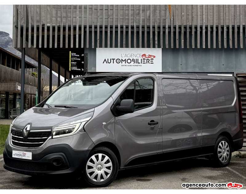 Achat voiture occasion, Auto occasion pas cher | Agence Auto Renault Trafic L2H1 2.0 DCi 120ch Grand Confort - TVA Gris Année 2020 Manuelle Diesel