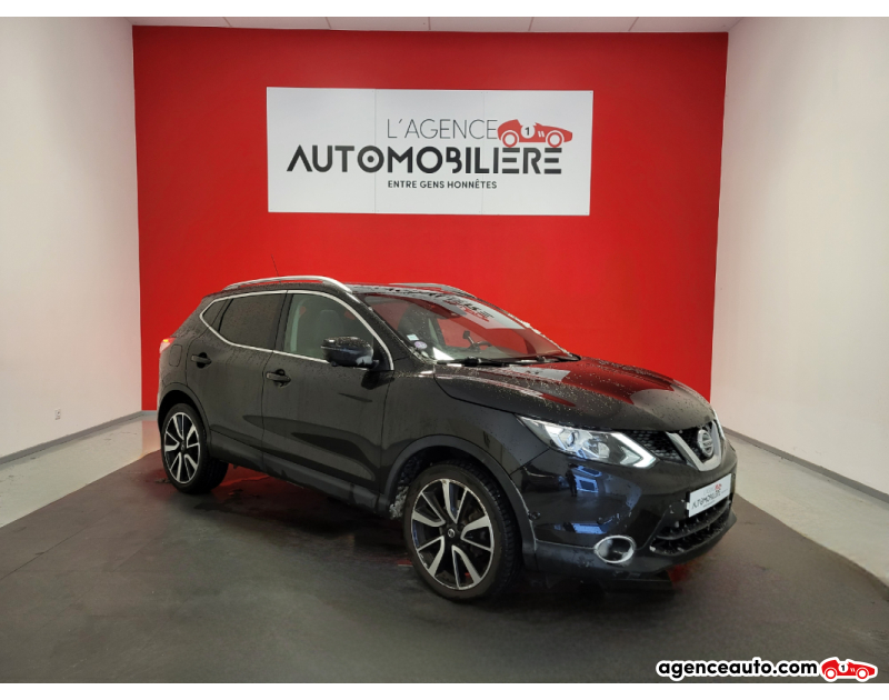 Gebrauchtwagenkauf, Günstige Gebrauchtwagen | Automobilienagentur Nissan Qashqai 1.2 DIG-T 2WD S&S 115 TEKNA + ATTELAGE Noir Jahr 2017 Manuelle Essence