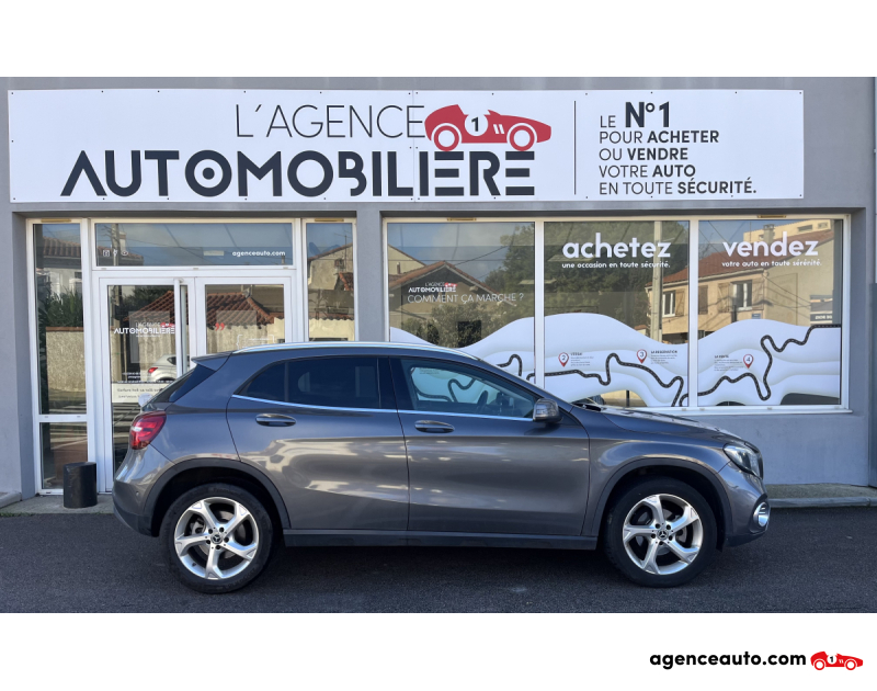 Acquisto Auto Usate, Auto Usate Economiche | Agenzia Automobiliare Mercedes Classe GLA 180D INTUITION 109 CV Gris Anno 2018 Manuelle Diesel