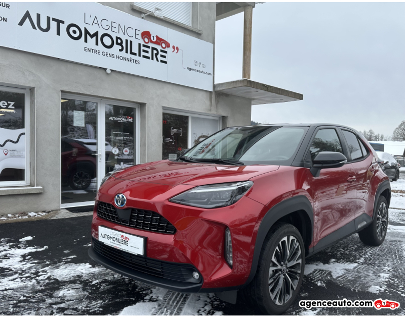 Acquisto Auto Usate, Auto Usate Economiche | Agenzia Automobiliare Toyota Yaris CROSS 1.5 114 cv FULL-HYBRID 0.8KWH COLLECTION AWD-I 4X4 Rouge Anno 2022 Automatique Hybride