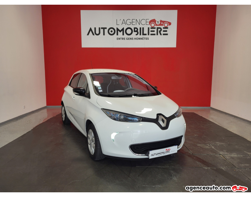 Gebrauchtwagenkauf, Günstige Gebrauchtwagen | Automobilienagentur Renault Zoe ZOE LIFE TYPE2 22 kWh 90 CH BOÎTE AUTO Blanc Jahr 2016 Automatique Électrique