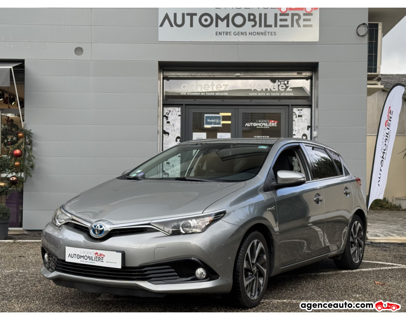 Aankoop Gebruikte Auto, Goedkope Gebruikte Auto | Agence Auto Toyota Auris Hybride 1.8 136CH Design Gris Jaar 2017 Automatique Hybride