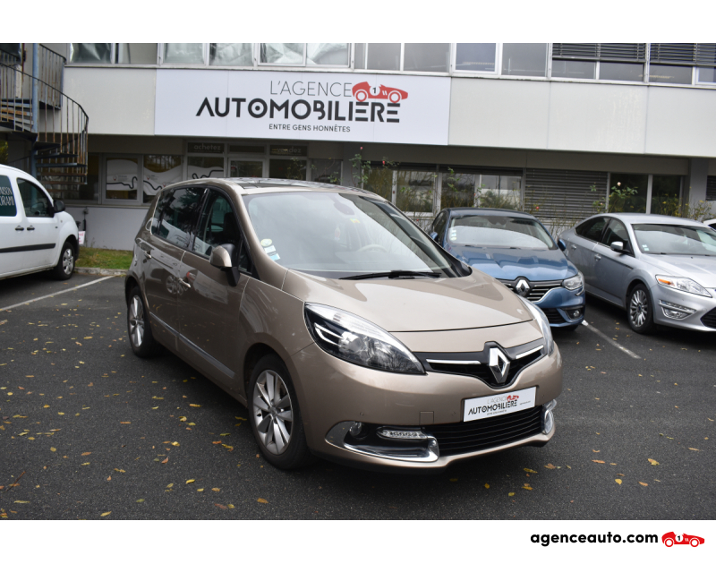 Acquisto Auto Usate, Auto Usate Economiche | Agenzia Automobiliare Renault Scenic III INITIAL PARIS Phase 2 1.6 DCI eco2 130 cv DISTRIBUTION A CHAINE Champagne Anno 2013 Manuelle Diesel