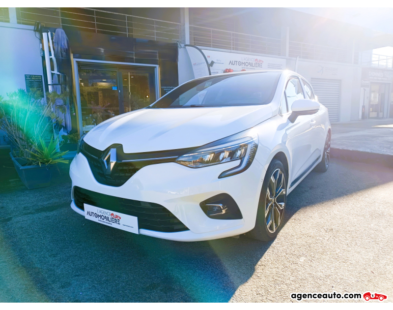 Gebrauchtwagenkauf, Günstige Gebrauchtwagen | Automobilienagentur Renault Clio 5  .130 CV  INTENS EDC BVA 1.3 Blanc Jahr 2019 Automatique Essence