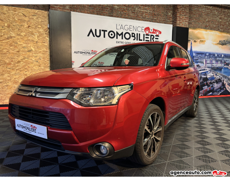 Achat voiture occasion, Auto occasion pas cher | Agence Auto Mitsubishi Outlander 2.2 DID 16V TURBO  PHASE 2 7 PLACES 2WD Rouge Année 2015 Manuelle Diesel