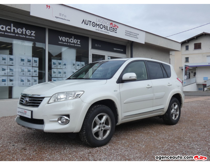Achat voiture occasion, Auto occasion pas cher | Agence Auto Toyota RAV4 150 D-CAT Lounge 4WD BVA Blanc Année 2012 Automatique Diesel