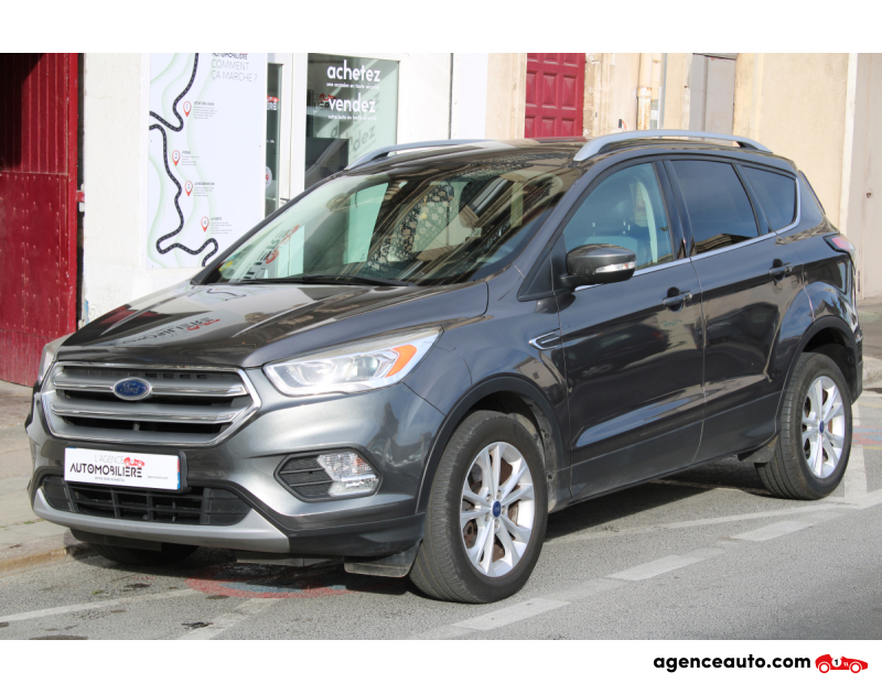 Gebrauchtwagenkauf, Günstige Gebrauchtwagen | Automobilienagentur Ford Kuga 2.0 TDCI 150 TITANIUM 4X2 (CarPlay, Coffre électrique, ..) Gris Jahr 2017 Manuelle Diesel