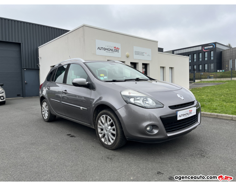 Achat voiture occasion, Auto occasion pas cher | Agence Auto Renault Clio III ESTATE 1.5 dci 90 Edition TOMTOM | GARANTIE 6 MOIS Gris Année 2011 Manuelle Diesel