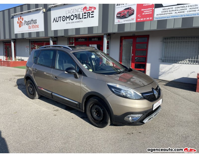 Aankoop Gebruikte Auto, Goedkope Gebruikte Auto | Agence Auto Renault Scenic XMOD 1.6 dCi 130 cv BOSE EDITION Beige Jaar 2013 Manuelle Diesel