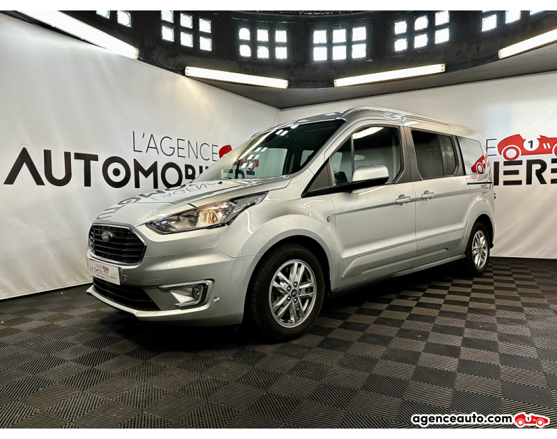 Achat voiture occasion, Auto occasion pas cher | Agence Auto Ford Grand Tourneo II CONNECT 1.5 ECOBLUE 120 TITANIUM (Attelage) Gris Année 2019 Manuelle Diesel