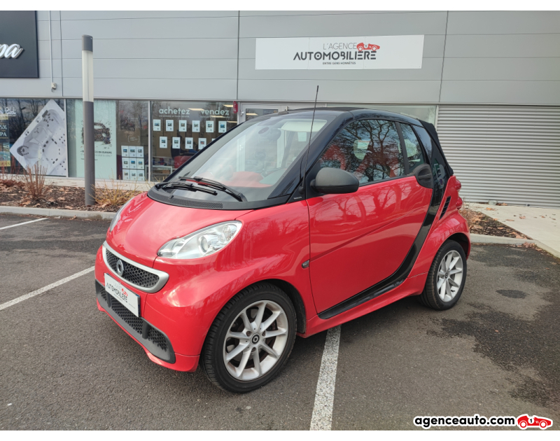 Acquisto Auto Usate, Auto Usate Economiche | Agenzia Automobiliare Smart Fortwo Cabriolet Electrique Softouch 17.6KWH Rouge Anno 2013 Automatique Électrique