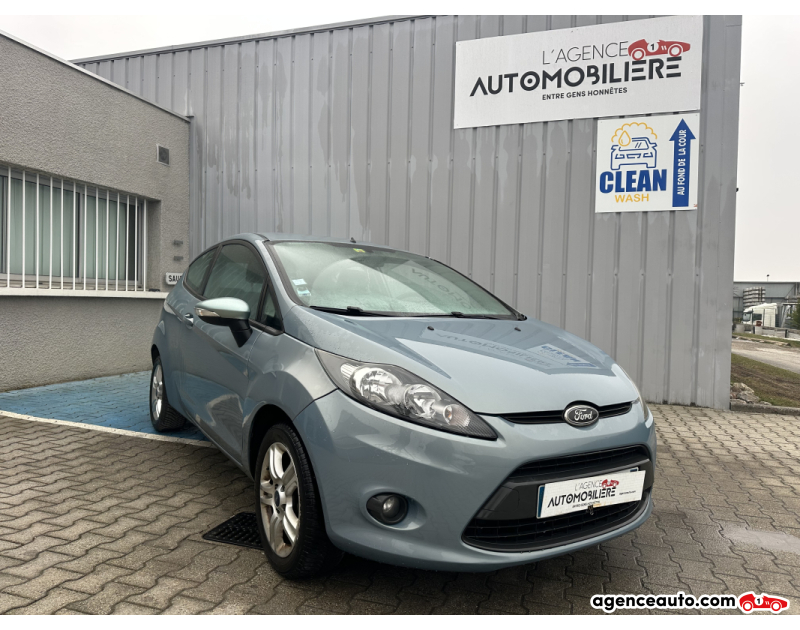 Achat voiture occasion, Auto occasion pas cher | Agence Auto Ford Fiesta 1.25 i 16V 82 cv Bleu Année 2009 Manuelle Essence