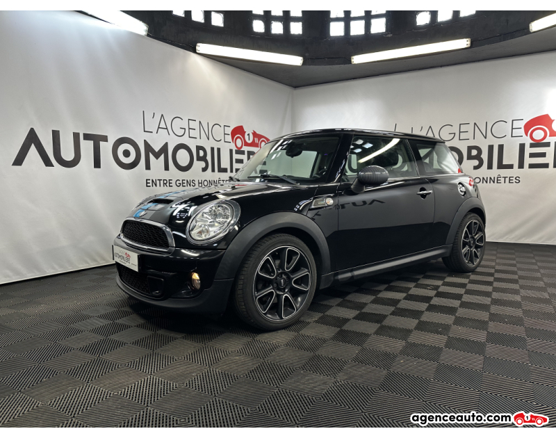 Aankoop Gebruikte Auto, Goedkope Gebruikte Auto | Agence Auto Mini Mini II (2) 2.0 SD 143 COOPER BAYSWATER Noir Jaar 2013 Manuelle Diesel