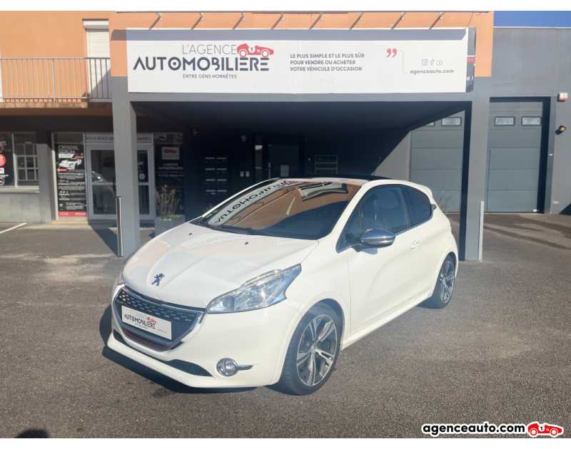 Acquisto Auto Usate, Auto Usate Economiche | Agenzia Automobiliare Peugeot 208 GTI 1.6 THP 200 cv 1ère main/ToitPanoramique/Radar de recul Blanc Anno 2013 Manuelle Essence
