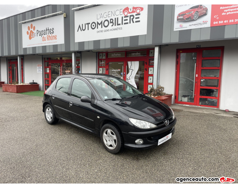Achat voiture occasion, Auto occasion pas cher | Agence Auto Peugeot 206 1.4 i 16V 90 cv Noir Année 2006 Manuelle Essence
