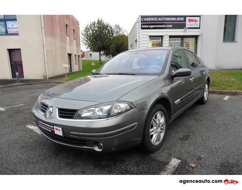 Achat voiture occasion, Auto occasion pas cher | Agence Auto Renault Laguna 2.0 T Proactive INITIALE Violet Année 2006 Automatique Essence