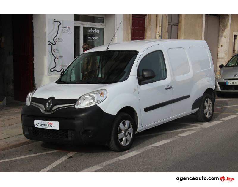 Acquisto Auto Usate, Auto Usate Economiche | Agenzia Automobiliare Renault Kangoo FOURGON MAXI 1.5 DCI 90 GRAND-VOLUME ENERGY GRAND-CONFORT ( Clim, Bluetooth ... ) Blanc Anno 2017 Manuelle Diesel