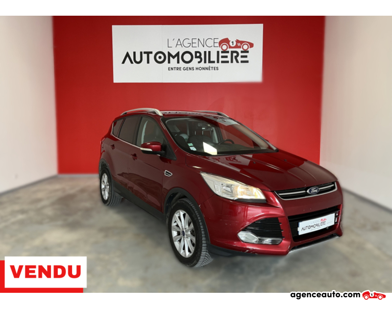 Gebrauchtwagenkauf, Günstige Gebrauchtwagen | Automobilienagentur Ford Kuga 2.0L  TDCi 150 TITANIUM Rouge Jahr 2015 Manuelle Diesel