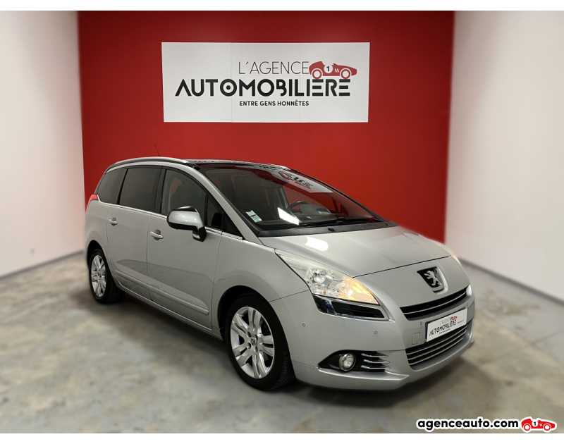 Compra de Coches Usados, Coches Usados Baratos %'|'% Agence Auto Peugeot 5008 PEUGEOT 5008 1.6 HDI BMP6 ALLURE TOIT PANO 7 SIEGES ET ATTELAGE Argent Año 2013 Automatique Diesel
