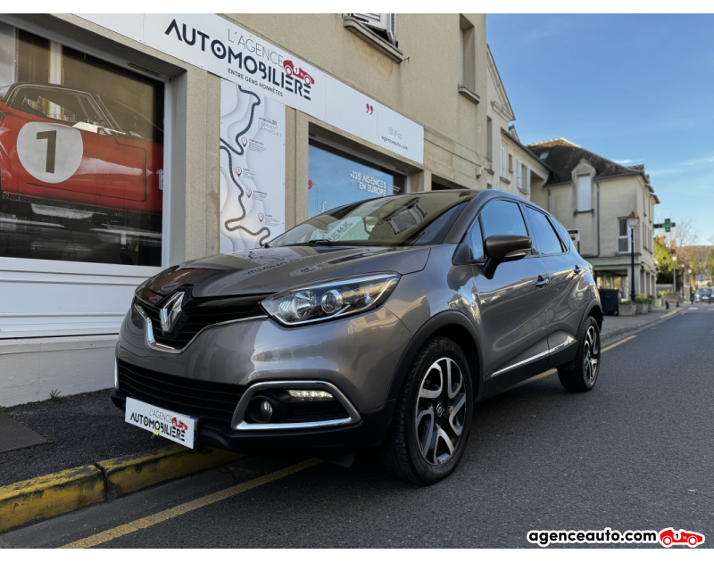 Acquisto Auto Usate, Auto Usate Economiche | Agenzia Automobiliare Renault Captur 0.9 TCE 90 ENERGY INTENS Gris Anno 2017 Manuelle Essence