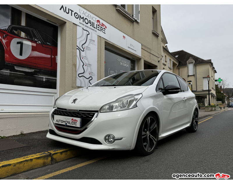 Achat voiture occasion, Auto occasion pas cher | Agence Auto Peugeot 208 GTi 1.6 THP 200cv BVM6 CT -6mois DANS L'ETAT ROULANTE PAS DE VOYANT Blanc Année 2013 Manuelle Essence