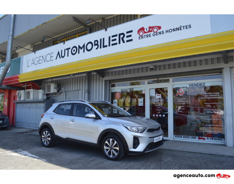 Acquisto Auto Usate, Auto Usate Economiche | Agenzia Automobiliare Kia Stonic 1.0 T-GDI 120 MHEV ACTIVE Gris Anno 2023 Manuelle Hybride