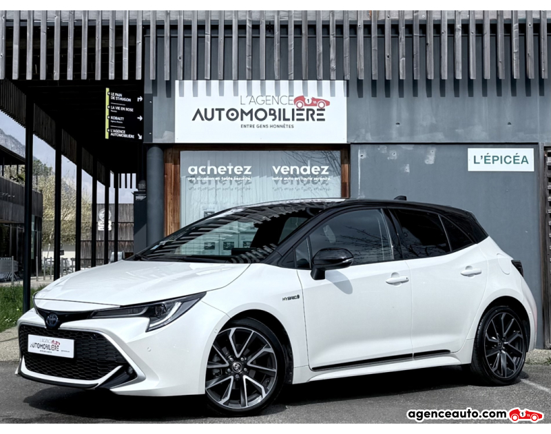 Achat voiture occasion, Auto occasion pas cher | Agence Auto Toyota Corolla 1.8 VVT-i 122h HSD Collection CVT Blanc Année 2021 Automatique Hybride