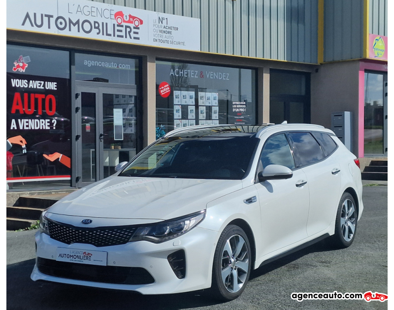 Achat voiture occasion, Auto occasion pas cher | Agence Auto Kia Optima SW 1.7 CRDI 141 CH GT LINE Blanc Année 2019 Automatique Diesel