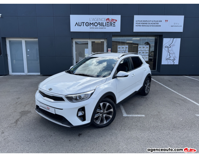 Achat voiture occasion, Auto occasion pas cher | Agence Auto Kia Stonic 1.6 CRDI 110ch Launch Edition Blanc Année 2018 Manuelle Diesel