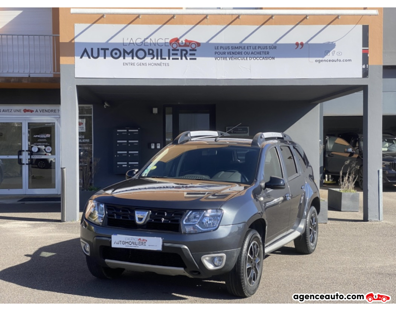Achat voiture occasion, Auto occasion pas cher | Agence Auto Dacia Duster Phase 2 Black Touch 1.5 dCi 110 CV EDC 4x2 Noir Année 2017 Automatique Diesel
