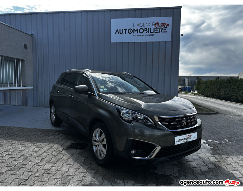 Achat voiture occasion, Auto occasion pas cher | Agence Auto Peugeot 5008 1.6 BlueHDi EAT6 S&S 120 cv Vert Année 2017 Automatique Diesel