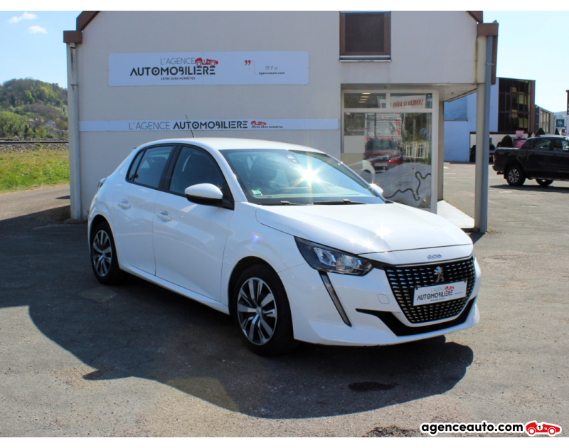 Achat voiture occasion, Auto occasion pas cher | Agence Auto Peugeot 208 1.2 75 CH S&S BVM5 Blanc Année 2020 Manuelle Essence