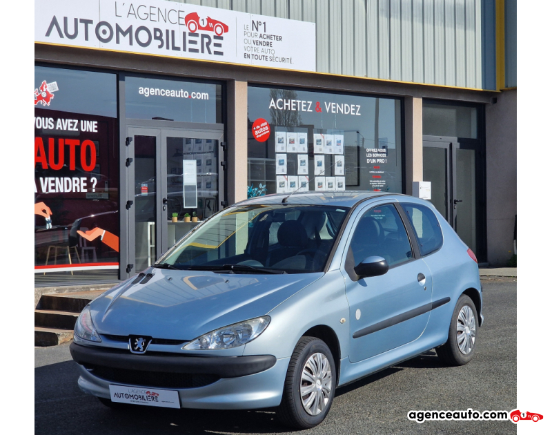 Achat voiture occasion, Auto occasion pas cher | Agence Auto Peugeot 206 1.1I 60 CH POP ART Bleu Année 2005 Manuelle Essence