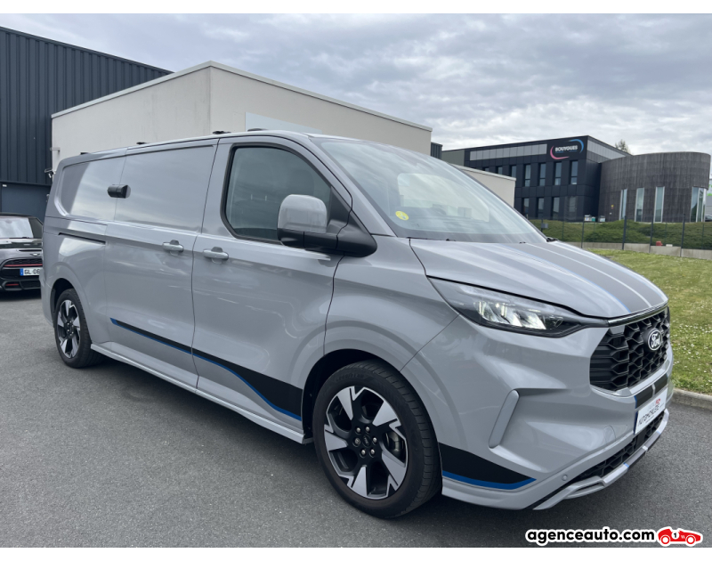 Aankoop Gebruikte Auto, Goedkope Gebruikte Auto | Agence Auto Ford Transit Custom Fg 2.0L ECOBLUE 170CH L2H1 BVA8 SPORT/ Garantie FORD 10/2029 Gris Jaar 2024 Automatique Diesel