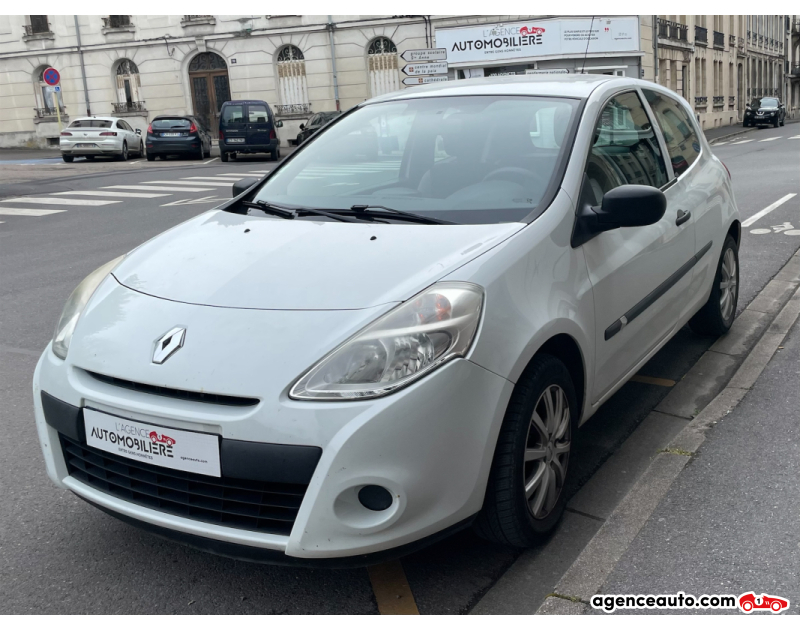 Gebrauchtwagenkauf, Günstige Gebrauchtwagen | Automobilienagentur Renault Clio 1.2 75 CH ALIZE BVM5 - ORIGINE FRANCE Blanc Jahr 2012 Manuelle Essence