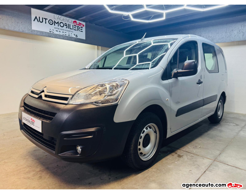 Achat voiture occasion, Auto occasion pas cher | Agence Auto Citroen Berlingo Utilitaire Phase 2 L1 1.6 VTi 98 cv Argent Année 2017 Manuelle Essence