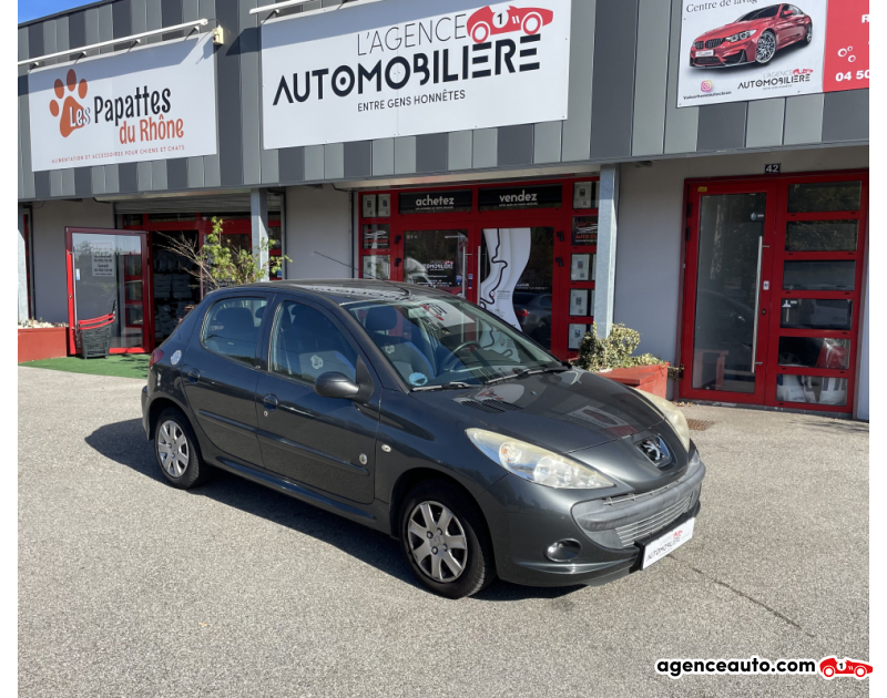 Achat voiture occasion, Auto occasion pas cher | Agence Auto Peugeot 206+ 1.4 i 75 cv Génération Gris Année 2012 Manuelle Essence