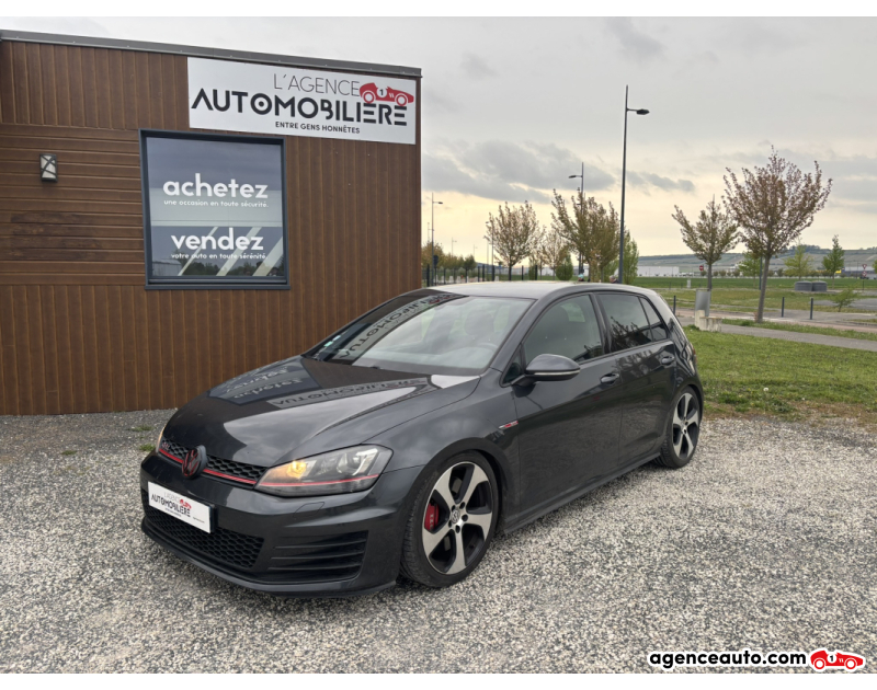 Achat voiture occasion, Auto occasion pas cher | Agence Auto Volkswagen Golf VII 5 Portes GTI 2.0 PERFORMANCE 230 cv Gris Année 2013 Manuelle Essence