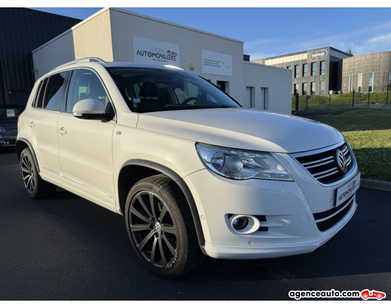 Achat voiture occasion, Auto occasion pas cher | Agence Auto Volkswagen Tiguan I 2.0 TDi BlueMotion 140 CARAT R-LINE Blanc Année 2010 Manuelle Diesel