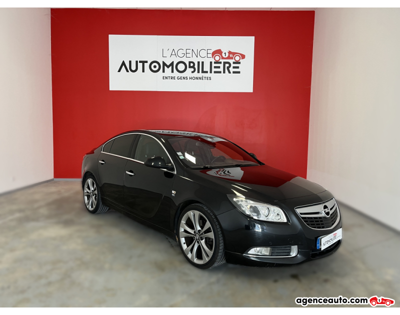 Gebrauchtwagenkauf, Günstige Gebrauchtwagen | Automobilienagentur Opel Insignia OPEL INSIGNIA 2.0 CDTI 195 AW D S&S COSMO PACK OPC // DISTRIBUTION OK Noir Jahr 2012 Manuelle Diesel