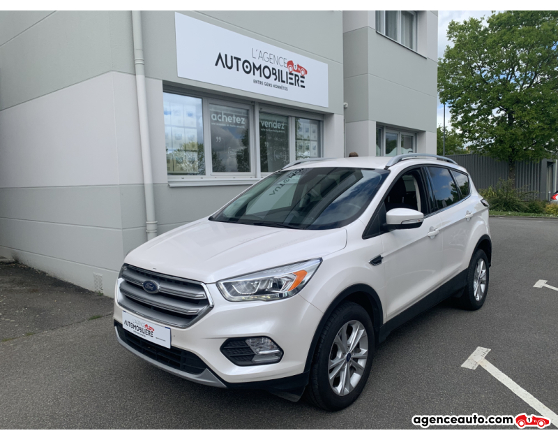 Achat voiture occasion, Auto occasion pas cher | Agence Auto Ford Kuga 1.5 Ecoboost 150 ch S&S BVM6 4X2 TITANIUM Blanc Année 2017 Manuelle Essence