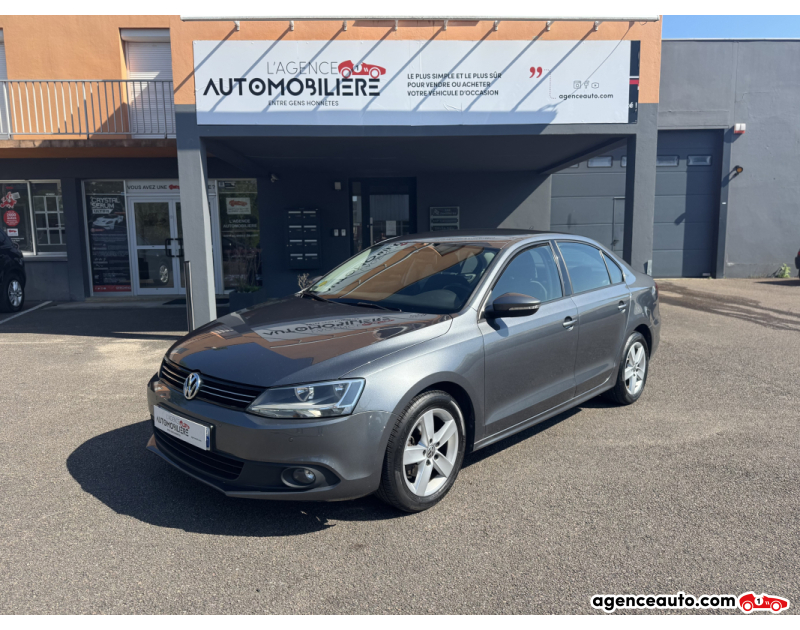 Compra de Coches Usados, Coches Usados Baratos %'|'% Agence Auto Volkswagen Jetta 1.6 TDI DPF 105 cv Radar de recul/Régulateur/Limiteur Gris Año 2013 Manuelle Diesel
