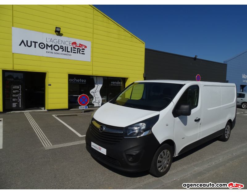 Aankoop Gebruikte Auto, Goedkope Gebruikte Auto | Agence Auto Opel Vivaro 1.6 L CDTI 95ch L2H1 ECOFLEX PACK CLIM S&S Blanc Jaar 2017 Manuelle Diesel