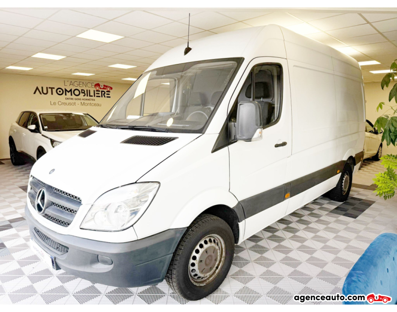 Compra de Coches Usados, Coches Usados Baratos %'|'% Agence Auto Mercedes Sprinter II 210 CDI L2H2 2.2L  95CH Blanc Año 2011 Manuelle Diesel