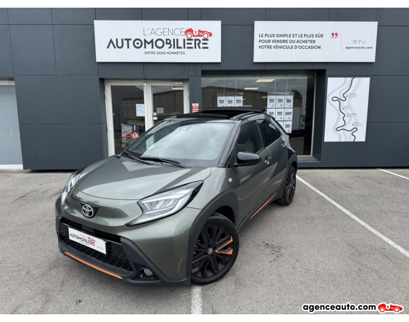 Aankoop Gebruikte Auto, Goedkope Gebruikte Auto | Agence Auto Toyota Aygo X 1.0 VVT-I Air Limited S-CVT 72ch Gris Jaar 2022 Automatique Essence