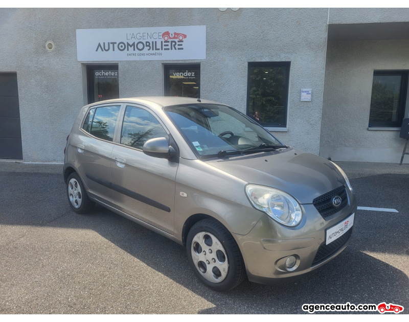 Gebrauchtwagenkauf, Günstige Gebrauchtwagen | Automobilienagentur Kia Picanto Phase 2 1.1 12V 65 cv Idéal jeune conducteur Faible kilométrage Gris Jahr 2009 Manuelle Essence