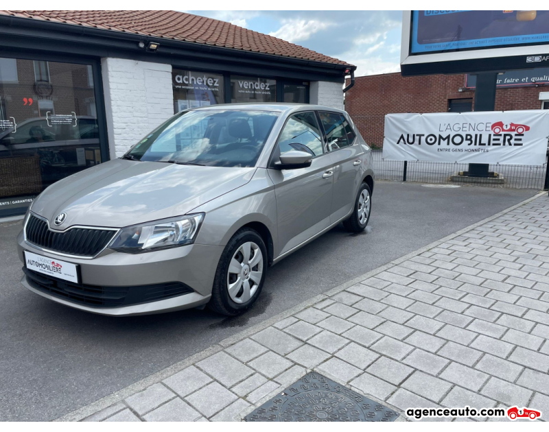 Aankoop Gebruikte Auto, Goedkope Gebruikte Auto | Agence Auto Skoda Fabia III  1.4 TDI 90 CR GREEN TEC AMBITION Champagne Jaar 2015 Manuelle Diesel