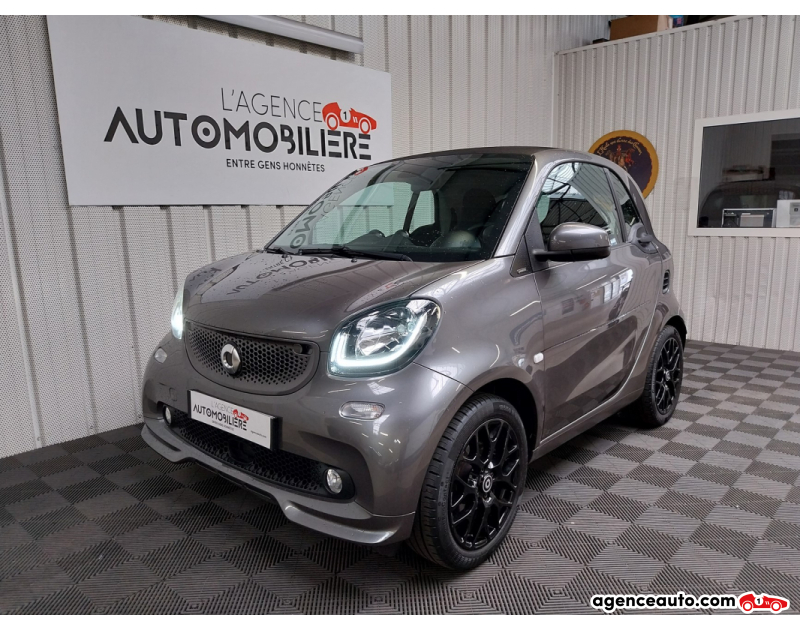 Compra de Coches Usados, Coches Usados Baratos %'|'% Agence Auto Smart Fortwo 0.9 T 90 Passion Gris Año 2019 Automatique Essence